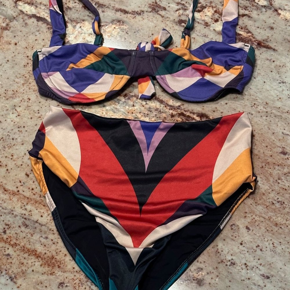 EUC Farm Rio Geometric Bikini Top and Bottoms Medium